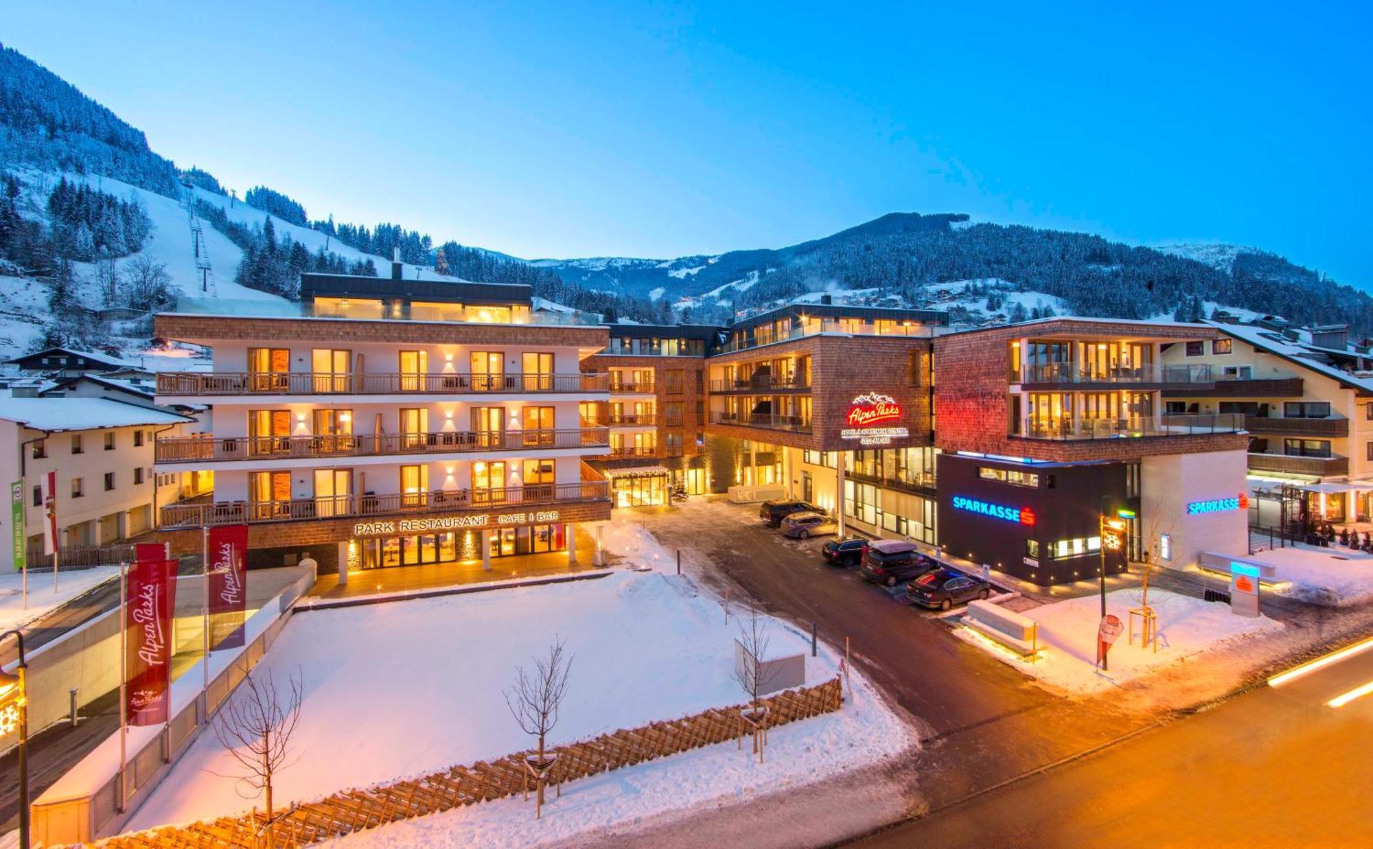 Alpenparks Hotel & Apartment Central Zell Am See Eksteriør bilde