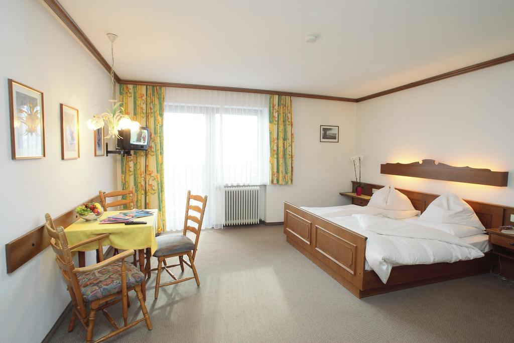 Alpenparks Hotel & Apartment Central Zell Am See Rom bilde